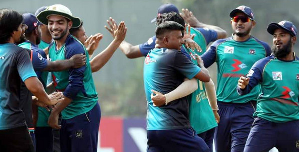 সহজ হল ইমরুলদের কঠিন সমীকরন, নড়েচড়ে বসল মাশরাফিরা