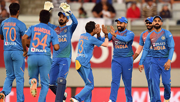 ভারতের টি-২০ দলে ডাক পেলেন দুই নতুন তারকা, বাদ পড়লো রোহিত,কোহলি ও বুমরাহ