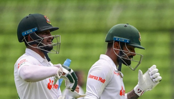 ২৩৪ রানে গুটিয়ে গেল বাংলাদেশ