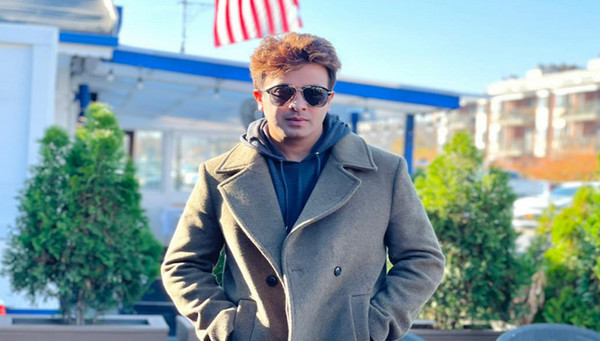 ঢাকাই চলচ্চিত্রে নতুন রুপে ফিরছেন গ্রিনকার্ড পাওয়া শাকিব খান