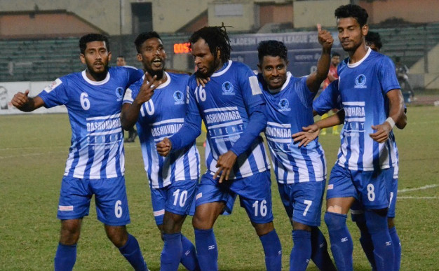 ৮ গোলের শ্বাসরুদ্ধকর ম্যাচে জয় শেখ রাসেলের
