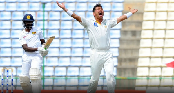 শ্রীলঙ্কাদের গুঁড়িয়ে দিয়ে বিপদে পাকিস্তান