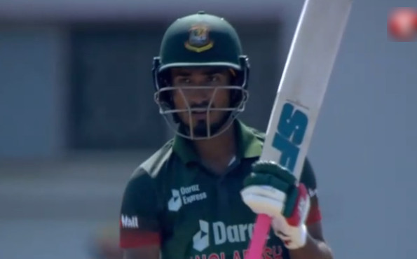 অবশেষে বিজয় ও আফিফের ব্যাটে বাংলাদেশের সম্মানজনক পুঁজি, দেখেনিন তাদের রান