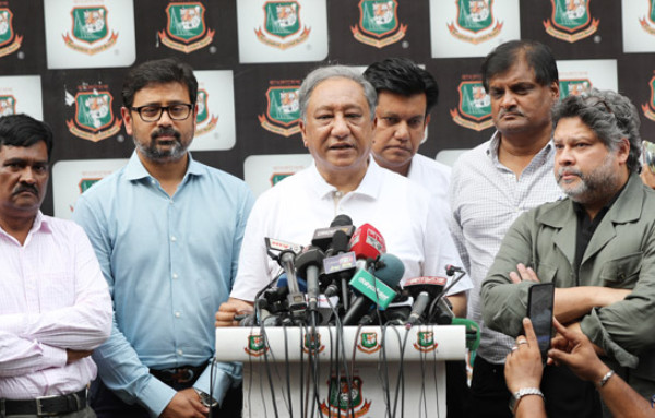 টি-টোয়েন্টি ফরম্যাটের ৮ দলের চূড়ান্ত স্কোয়াড ঘোষণা করলো বিসিবি