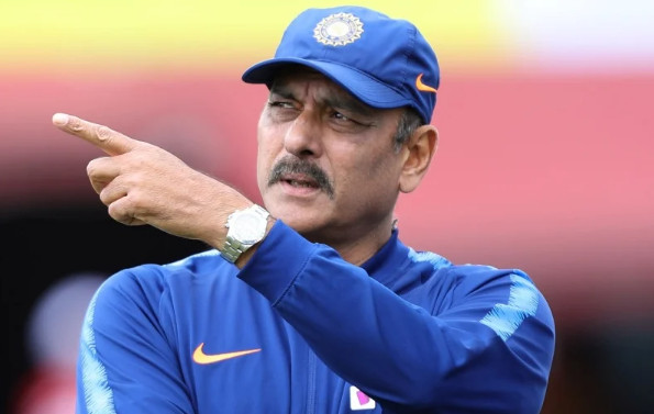 অবিশ্বাস্য: হঠাৎ-ই বিশ্বকাপের আগে দুই ক্রিকেটারকে বিশ্রাম দেওয়ার পরামর্শ শাস্ত্রীর
