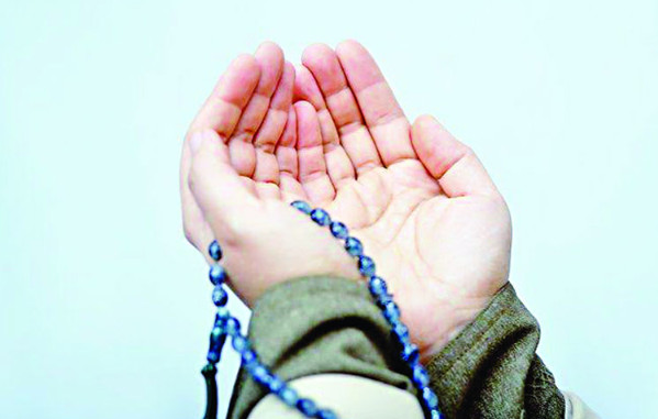 জুমার দিন এই আমল করলে দশবার রহমত নাজিল হয়
