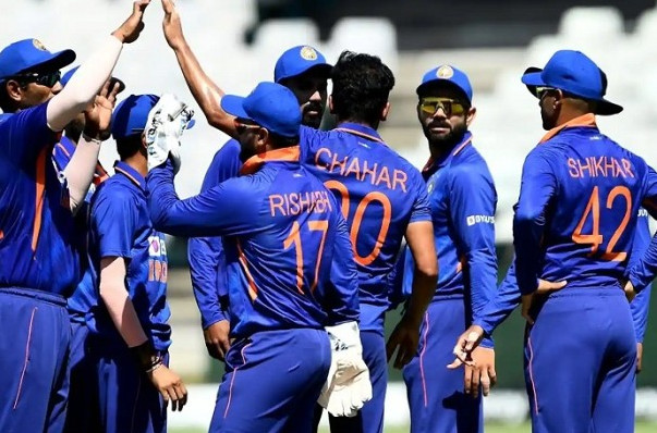 চমক দিয়ে আজ হংকংয়ের বিপক্ষে শক্তিশালী একাদশ ঘোষণা করলো ভারত