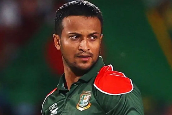 টি-২০ ব্যাটিং র্যাঙ্কিংয়ে পেছালেন বাবর, দেখুন সাকিবের অবস্থান