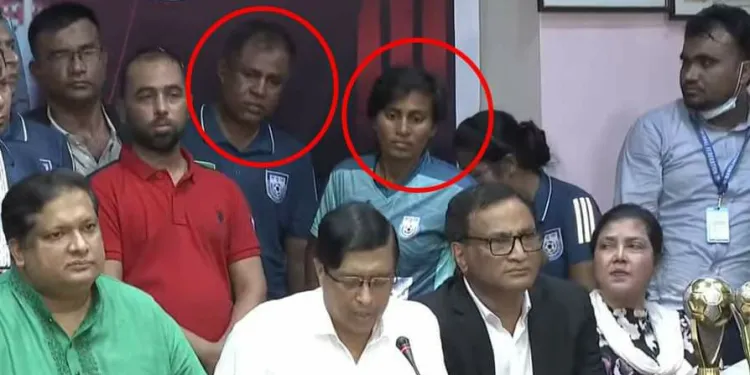সংবাদ সম্মেলনে বসার জায়গা পাননি ছোটন-সাবিনা