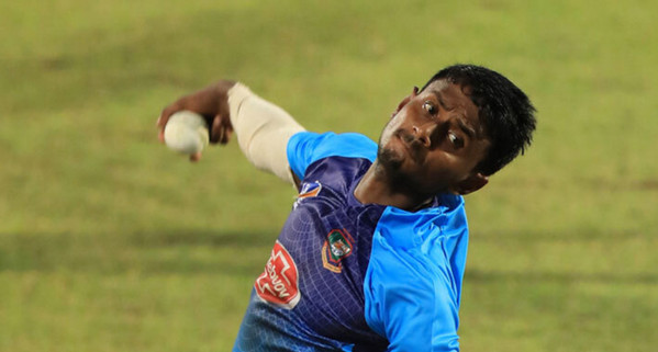 লেগ স্পিনার খুজতে গিয়ে হারিয়ে যাচ্ছে বাঁহাতি স্পিনার