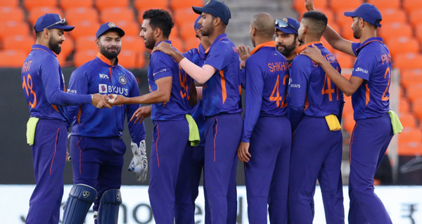ছক্কা মারতেই ভালোবাসেন ভারতীয় এই তারকা ব্যাটার