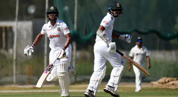 বাংলাদেশ-ভারতের একমাত্র টেস্টের প্রথম দিন শেষে চালকের স্থানে ভারত