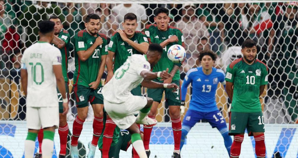 সৌদির কাছে জিতেও ভিন্ন এক নিয়মে বিদায় মেক্সিকোর