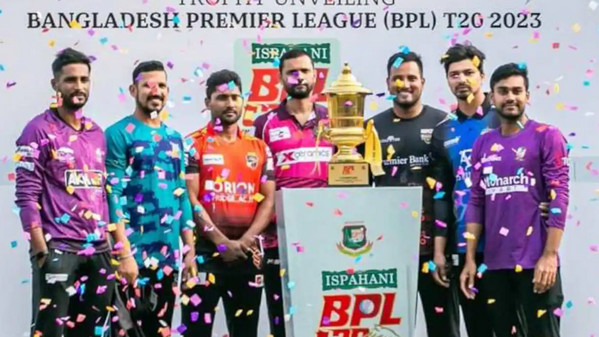 সেমি ফাইনালের কঠিন সমীকরন নিয়ে ঢাকা ফিরলো বিপিএল