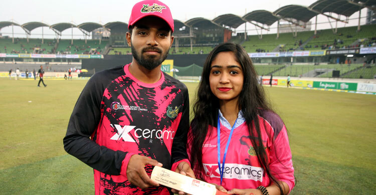 অসাধারণ চার-ছয় মেরে সেরা ব্যাটসম্যান হলেন যিনি