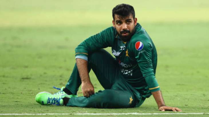 পাকিস্তানের পরাজয়ে কাঠগড়ায় ‘অধিনায়ক শাদাব’