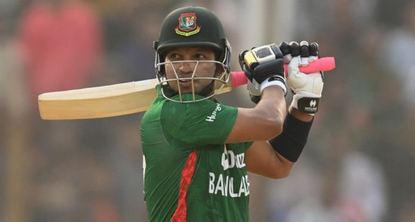 ‘বাবা নিশ্চয়ই আকাশ থেকে দেখছো’