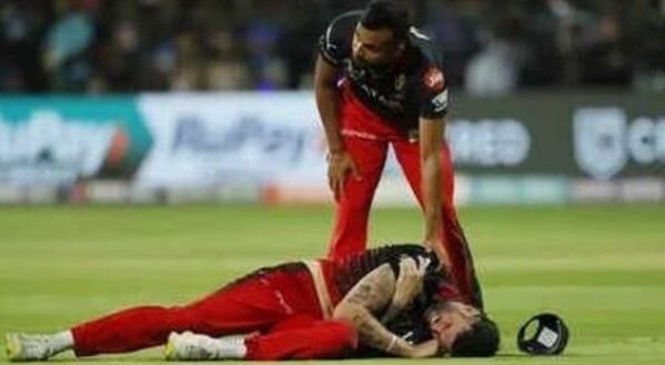 তারকা ক্রিকেটার হারিয়ে চরম বিপদে রয়্যাল চ্যালেঞ্জার্স ব্যাঙ্গালোর