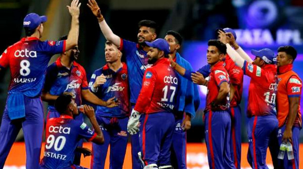 গুজরাটের বিপক্ষে শক্তিশালী একাদশ ঘোষণা করলেন মুস্তাফিজদের দিল্লি
