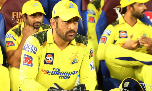 অবসর নিয়ে যা ভক্তদের বার্তা দিলেন অধিনায়ক ধোনি