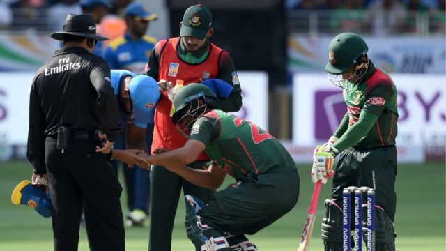 সতীর্থদের যা বলে হোটেল ছেড়েছিলেন তামিম