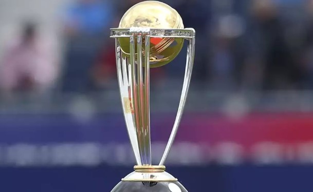 জাল টিকিট বিক্রিতে গ্রেফতার