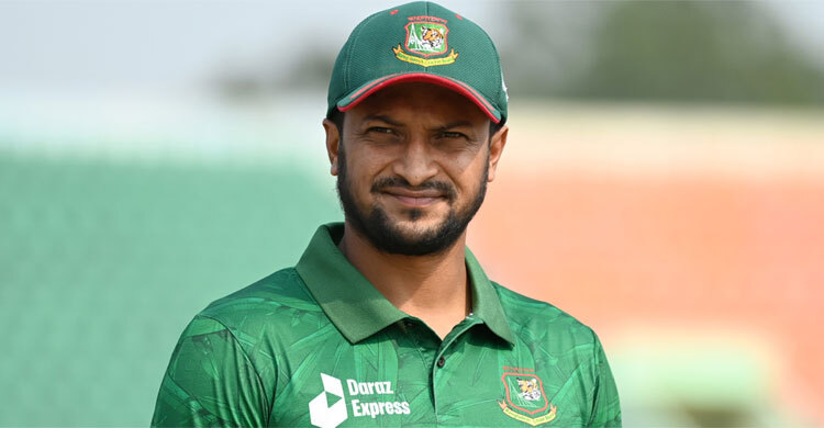 কনওয়েকে আউট করে জুটি ভাঙলেন সাকিব