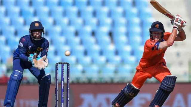 ডাচরা লঙ্কানদের কত রানের চ্যালেঞ্জ দিল দেখে আসুন