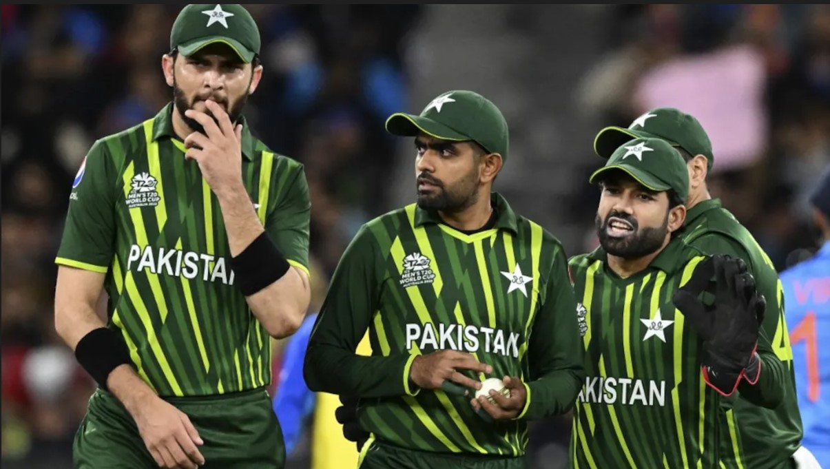 পাকিস্তান শিবিরে নতুন বিতর্ক