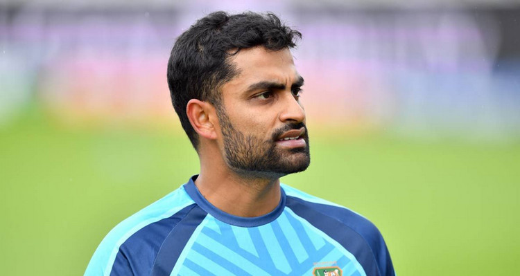 তাহলে কি, আন্তর্জাতিক ক্রিকেট থেকে সরে যাচ্ছেন তামিম