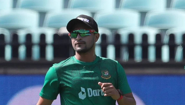 অবশেষে জানা গেল, সাকিবের ঢাকায় আসার কারন