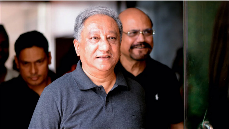 যখন যা চায় আমরা আছি ওরা কী চায় বলুক, পাপন