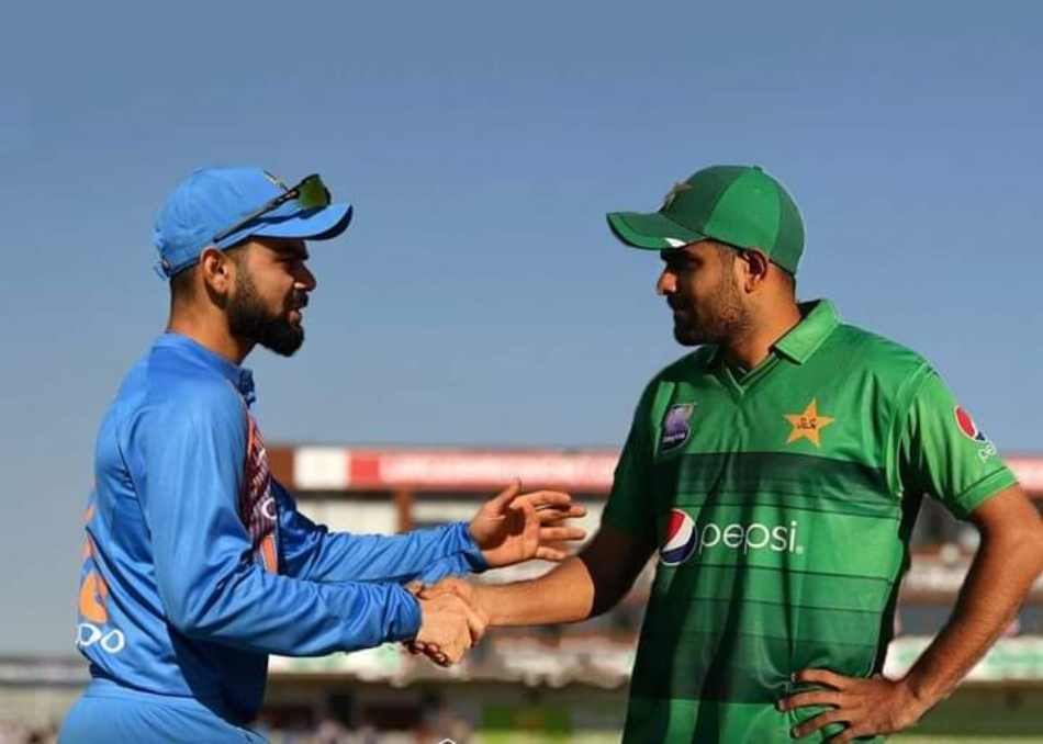 ক্লাস টেস্টে ভালো করে ফাইনাল এক্সামে ফেইল এমন ভারতকে খোচা বাবরের