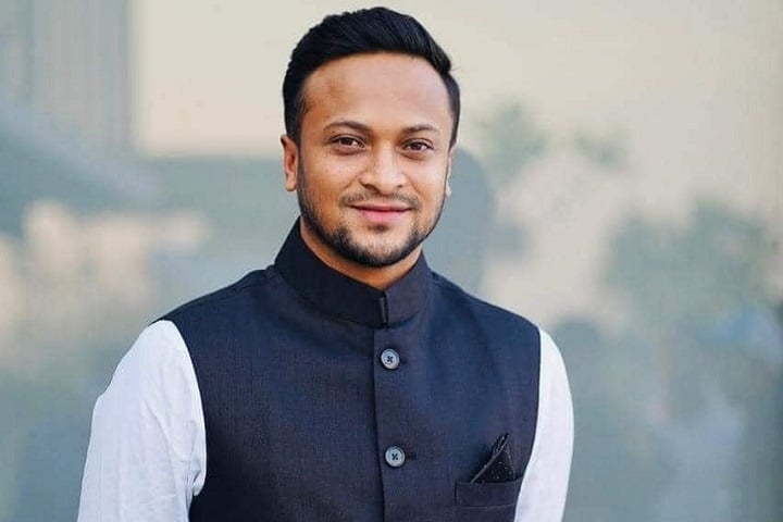 রাজনীতির মাঠে সাকিবকে নতুন বার্তা মাশরাফির ছোট ভাইয়ের