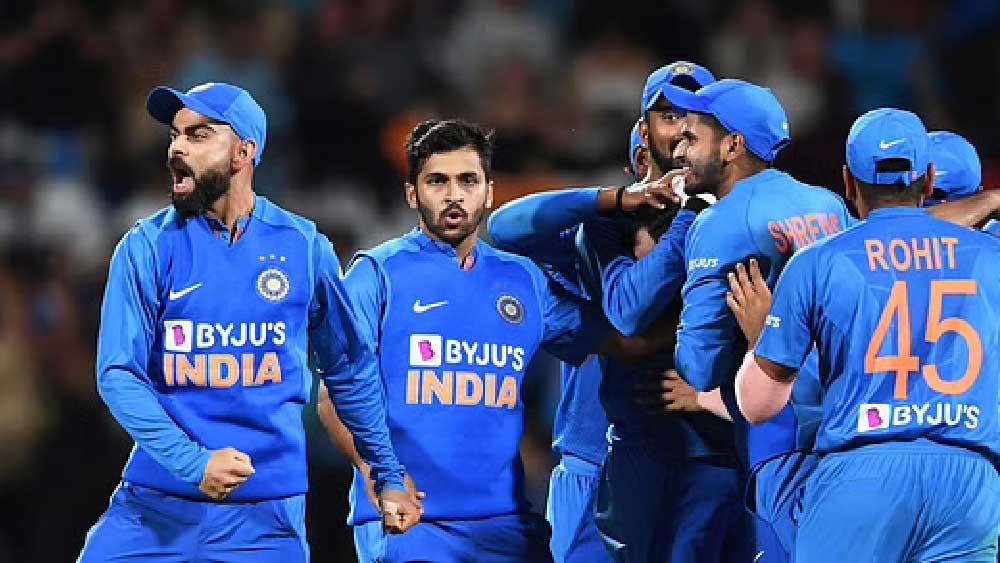 সাদা বলের ক্রিকেট থেকে নিজেকে সরিয়ে নিচ্ছেন ভারতীয় তারকা ব্যাটার