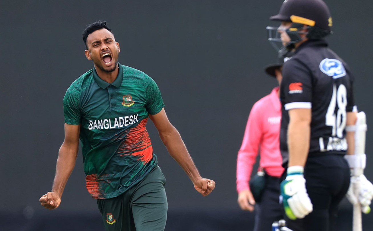 ১৪তম বাংলাদেশি বোলার হিসেবে ওয়ানডেতে ৫০ উইকেট শিকার শরিফুলের