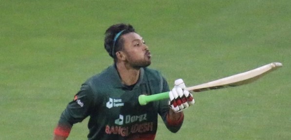 মিরপুরের পিচ নিয়ে মুখ খুললেন নাজমুল হোসেন শান্ত