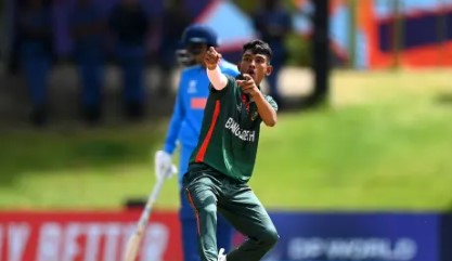 খেলার মাঝেই উইকেট থেকে বঞ্চিত হন টাইগার যুবারা