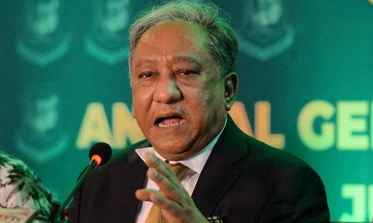 বিসিবির পদ এখনই ছাড়বেন না পাপন