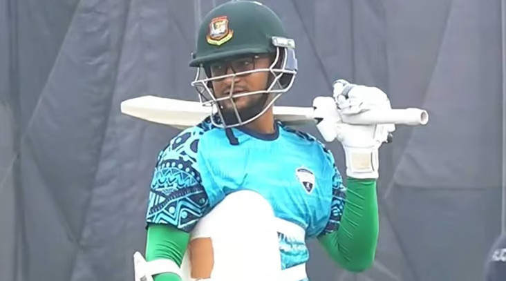 এই কারণে ৮ নম্বরে ব্যাটিং করেছেন সাকিব