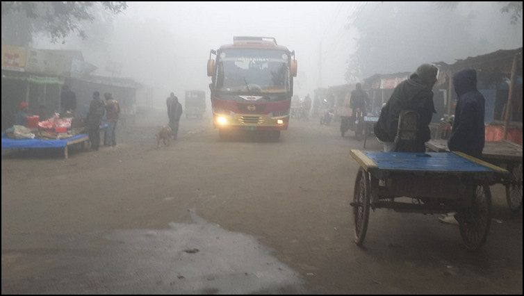 তাপমাত্রা কমে গেছে ৮ এর নিচে, অসহায় সাধারণ মানুষ