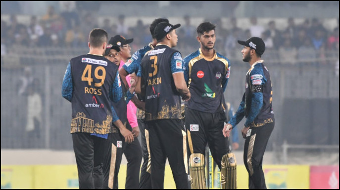 কোন বিষে পড়লো কাটা এ যেনো চরম কপাল পোড়া ঢাকা!