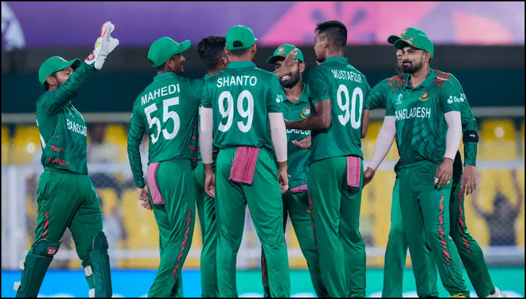 দেশি নাকি বিদেশি টাইগারদের ব্যাটিং ও বোলিং কোচ হওয়ার দৌড়ে এগিয়ে এই ২ জন