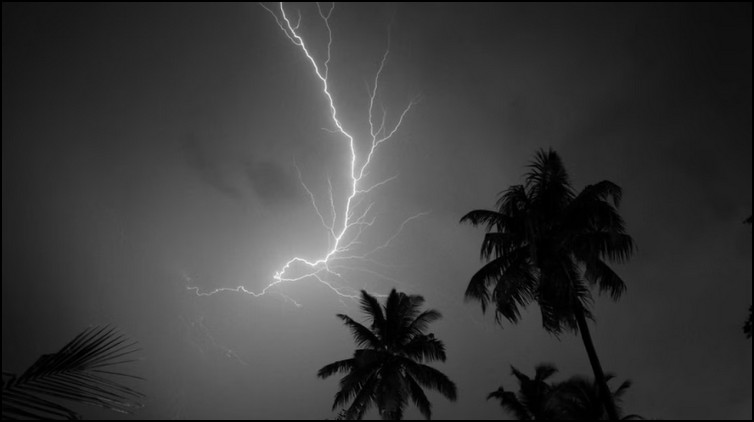 ব্যাপক ঝড়-বৃষ্টির খবর দিলো আবহাওয়া অফিস