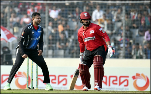 বিপিএল ১০ আসর গ্রুফ পর্ব শেষে ব্যাট-বলে শীর্ষে কারা!