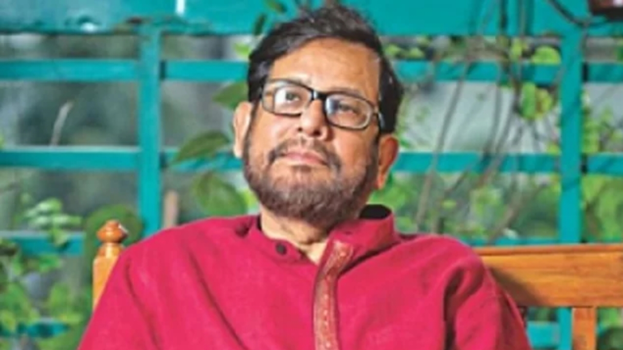 ভারত পালাতে গিয়ে সাবেক স্বাস্থ মন্ত্রী আ'ট'ক