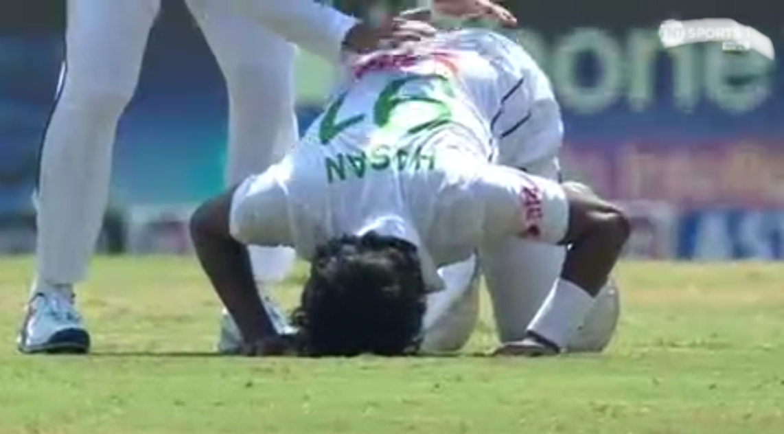 টানা দুই সিরিজে ৫ উইকেট নিয়ে অবিশ্বাস্য রেকর্ড করলেন হাসান মাহমুদ