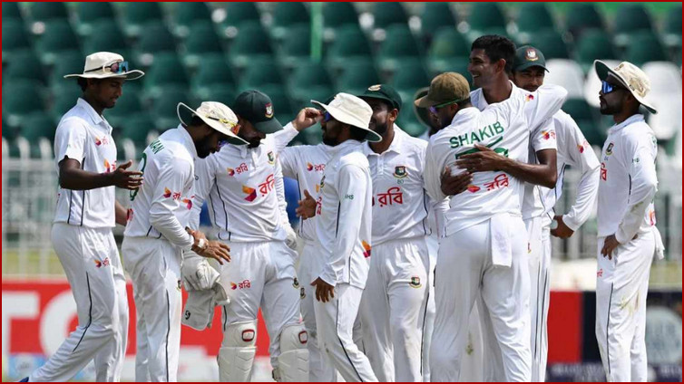 বাংলাদেশের দূর্বলা চোখে আঙ্গুল দিয়ে ধরিয়ে দিলেন দক্ষিণ আফ্রিকার কোচ