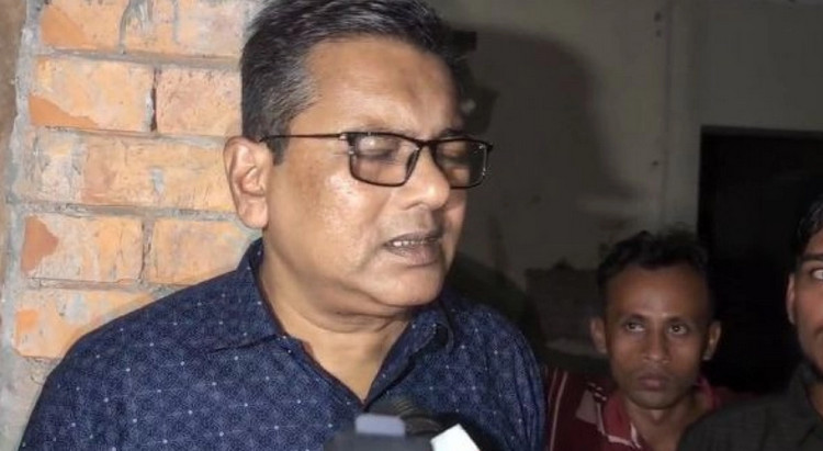 এই মাত্র পাওয়া ; আ.লীগ নেতা আ'ট'ক, ১০ নভেম্বরের সমাবেশে যোগ দিতে এসে পালিয়ে গেছে বাকিরা