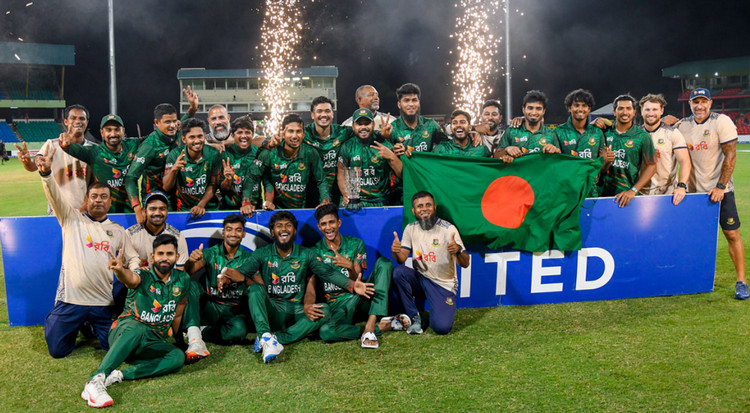 ওয়েস্ট ইন্ডিজকে হোয়াইটওয়াশ করে ম্যাচ সেরা ও সিরিজ সেরা হলেন যারা